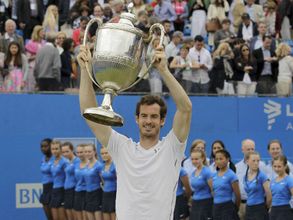 'Champagne on ice' for Wimbledon, says Andy Murray after winning Queen's title