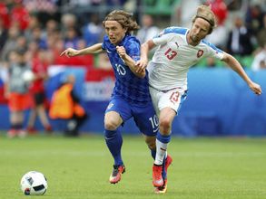 'Sports terrorists' bring new chaos to Euro 2016