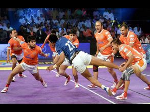 Pro Kabaddi: Dabang Delhi KC vs Puneri Paltan game ends in a 27-27 tie