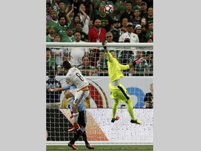 Copa America: Late goals lift Mexico to 3-1 win against Uruguay
