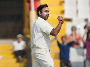 Anil Kumble's advice to vary my pace helped me: Amit Mishra
