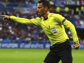 Mark Clattenburg to referee in Euro 2016 final