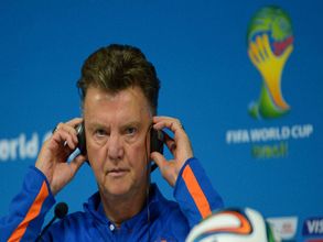 Belgium FA consider Louis van Gaal as the next manager