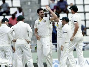 Darren Lehmann hails Mitchell Starc, says Aussie seamer can take 300 Test wickets if fit