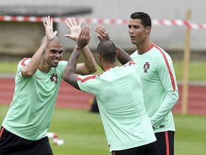 Pepe misses Portugal training with muscle problem