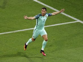 Cristiano Ronaldo is confident of winning Euro 2016