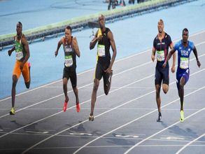 Rio Olympics 2016: Usain Bolt eases into finals, completes race in 19.79 seconds