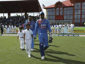 India captain MS Dhoni sets world record in 1st T20I in USA