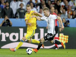 Spoke to Ozil before deciding Arsenal move: Shkodran Mustafi