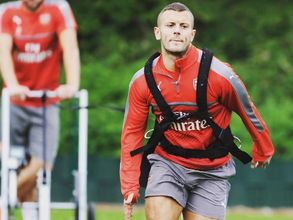 AS Roma in race to sign Arsenal star on loan