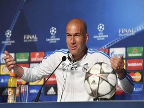 Zinedine Zidane expects no change in Real Madrid squad