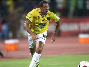 Kerala Blasters' Michael Chopra hits back at India coach Stephen Constantine