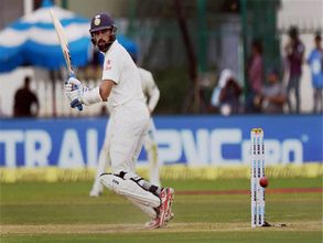 A few of us got out to loose shots: Murali Vijay