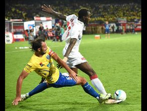 ISL 3: Kerala Blasters, Delhi Dynamos play goalless draw