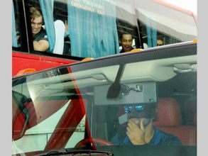 PHOTO: New Zealand players stunned as MS Dhoni drives his Hummer in Ranchi ahead of 4th ODI