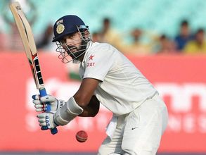 Anil Kumble defends Murali Vijay despite short-ball weakness