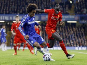 Manchester United eyeing Chelsea's Willian to strengthen squad