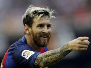 Champions League: Lionel Messi hits 10th goal as Barcelona win