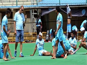 Indian Hockey coach impose Rs 500 fine for latecomers