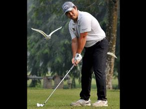 Thailand's Pariya becomes first foreign golfer to win McLeod Russel meet