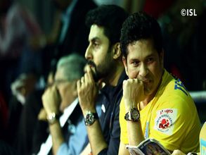 ISL: Sachin Tendulkar motivates Kerala Blasters with World Cup talk