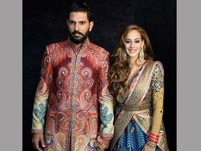 PHOTOS: MS Dhoni attends 'old pal' Yuvraj Singh's reception party at New Delhi