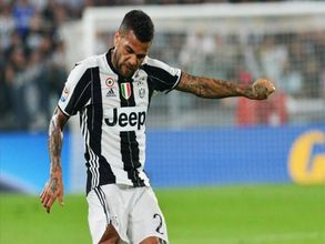 Chinese Super League clubs eye Juventus defender Dani Alves