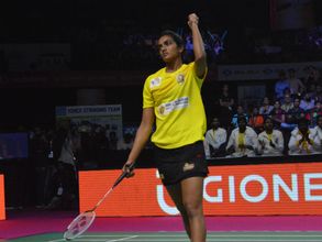 PBL: PV Sindhu shines as Chennai Smashers thrash Bengaluru Blasters 5-0