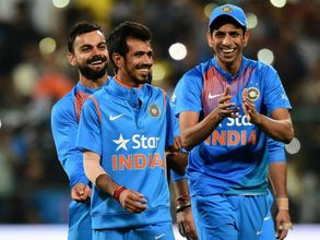 Ashish Nehra's superb skill-set keeps him going: Harbhajan Singh
