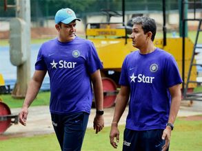Umesh was held back for his ability with old ball: Sanjay Bangar