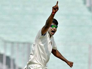 IPL 2017: Rs 2 crore-pick K Gowtham excited to play with his idol Harbhajan Singh at MI