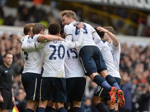 PHOTOS: EPL game week 26 - Chelsea extend lead at the top