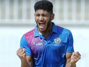 IPL 2017: Young pacer Basil Thampi excited about making his debut for Gujarat Lions