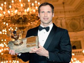 Petr Cech voted Czech Republic player of the year for record 9th time