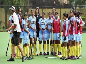 India clinch women's hockey series against Belarus
