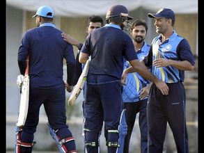 MS Dhoni fans booed Jharkhand batsman Saurabh Tiwary during Vijay Hazare Trophy match