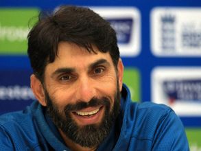 Misbah-ul-Haq announces retirement from international cricket