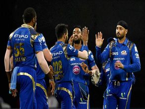 IPL 2017: Mumbai Indians players dance in their new 'special music video'