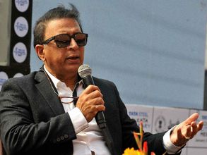 IPL 2017: Sunil Gavaskar not happy with young Indian batsmen for 'glamour shots'