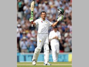 Younis Khan 23 runs away from Test milestone