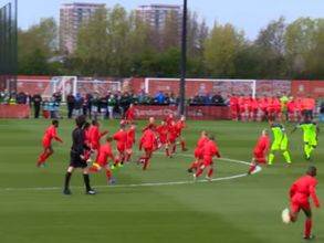 Video: What happened when 2 Liverpool stars took on 30 kids on football pitch?