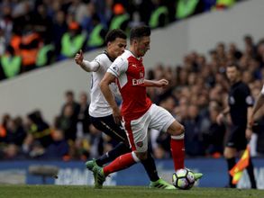 Arsenal star keen on joining boyhood favourites