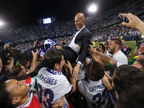 Video: Real Madrid players launch 'Champagne attack' on coach Zidane