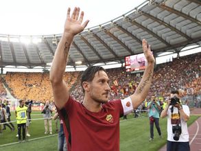 Tributes pour in on Twitter for Francesco Totti as he bids farewell to football