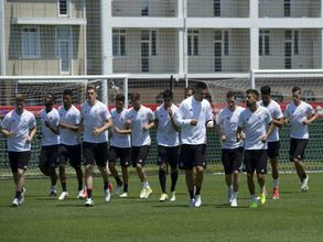 Confederations Cup Semi-final: Mexico wary of Germany's young guns