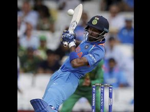 Pandya takes a veiled dig at Jadeja for unlucky dismissal against Pakistan, deletes tweet later