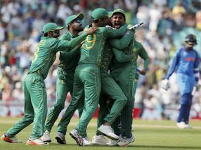 Michael Hussey calls Pakistan destiny's child after CT triumph