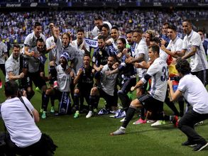 Barcelona want Real Madrid's star defender