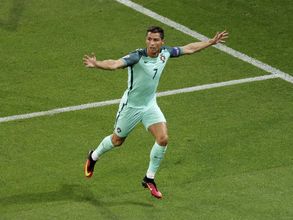 Cristiano Ronaldo, Portugal's financial as well as football star