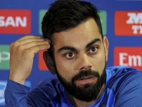 Virat Kohli peeping inside dressing room photo goes viral, Twitterati make fun